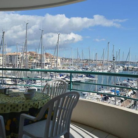 Frejus: Appt 2P, 5 Pers, Piscine, Plage A 150M, Parking, Animaux Ok - Fr-1-226A-357 エクステリア 写真