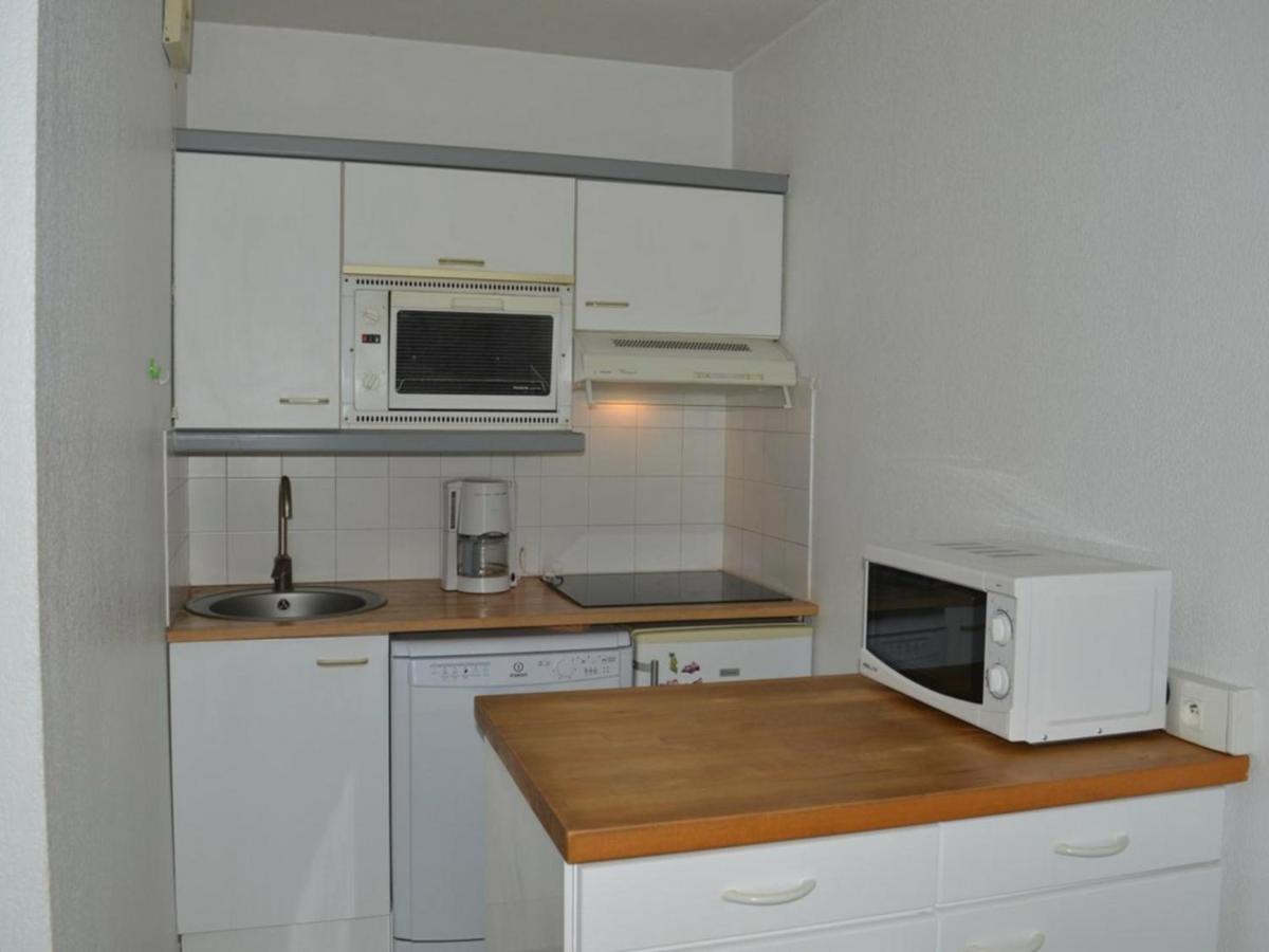 Frejus: Appt 2P, 5 Pers, Piscine, Plage A 150M, Parking, Animaux Ok - Fr-1-226A-357 エクステリア 写真