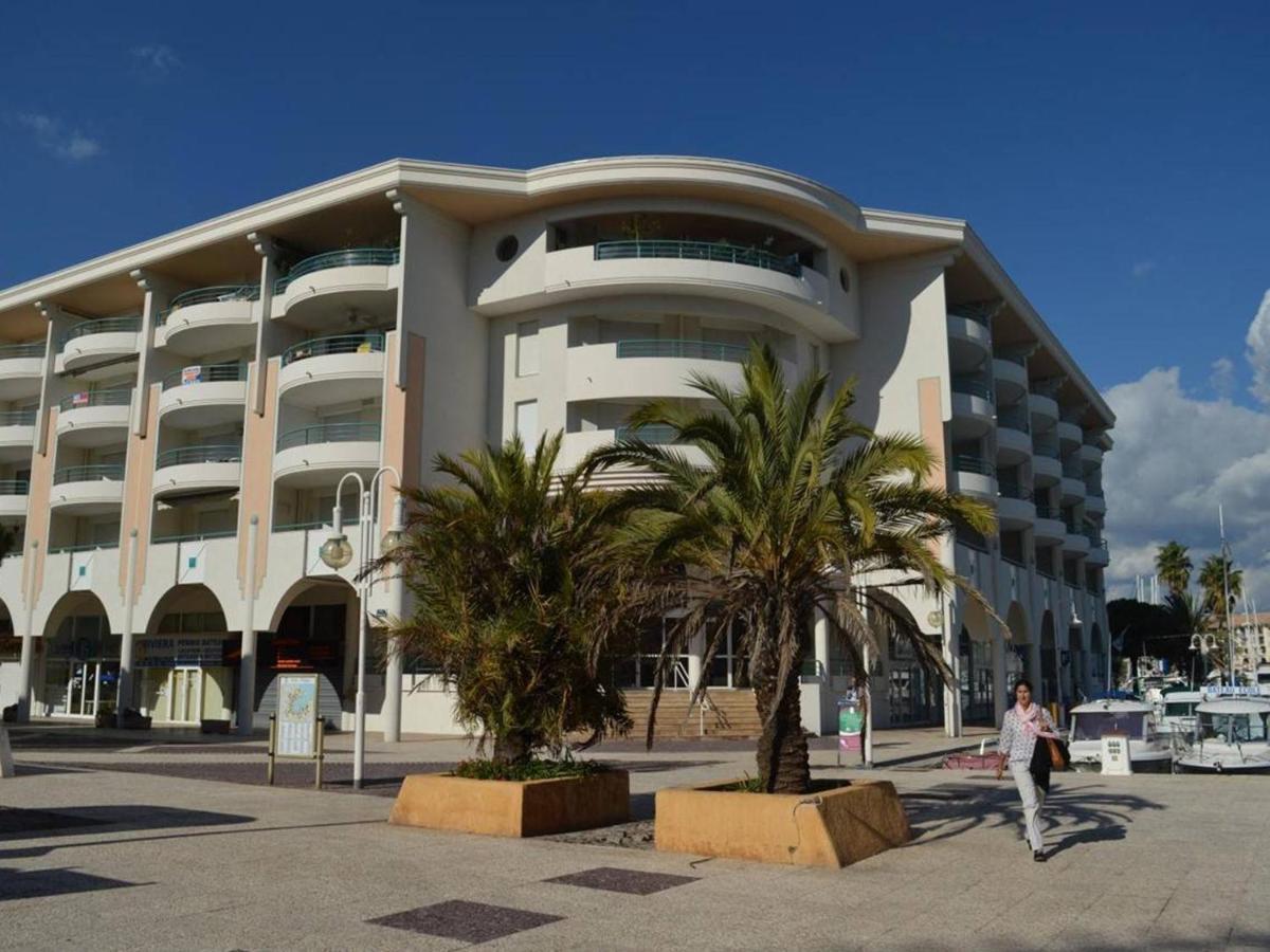 Frejus: Appt 2P, 5 Pers, Piscine, Plage A 150M, Parking, Animaux Ok - Fr-1-226A-357 エクステリア 写真
